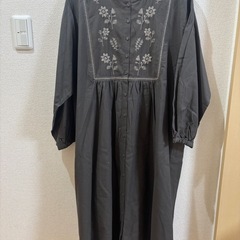 新品未使用 タグ付 isolaine ロングワンピース Lサイズ