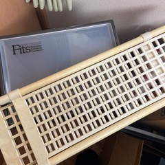 衣装ケース、突っ張り棚