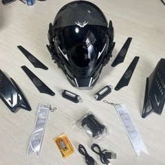 美品⭕️サイバーパンクヘルメット