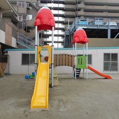土日祝休み！1日4時間～OK！複数担任制で安心！0～5歳児の療育サポーターの画像