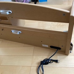 学習机の棚、コンセント付きの画像