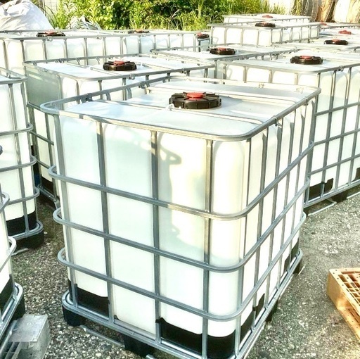 お値下げしました　　タンク IBCタンク パレット付き 1000L 積載荷重2253kg 薬剤タンク 貯水タンク 大型タンク タンク 輸送容器 IBC容器 (1000L)