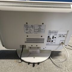 【格安】TOSHIBA 22インチ液晶テレビ 22A8000 2011年製 通電確認済み リモコン有 引取歓迎 配送OKの画像