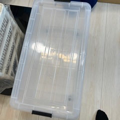 蓋付き衣装ケース