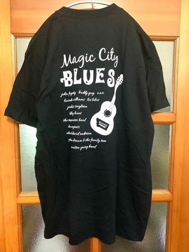 ★ 黒 ブラック フロント顔 後 ギターやBLUES等のプリントTシャツ ★
