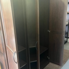 ワードローブクローゼットの画像