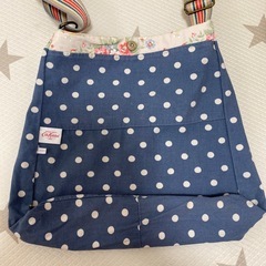 Cath Kidston 花柄ショルダーバッグの画像