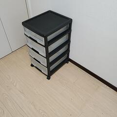 ローラー付き収納ケース　黒の画像