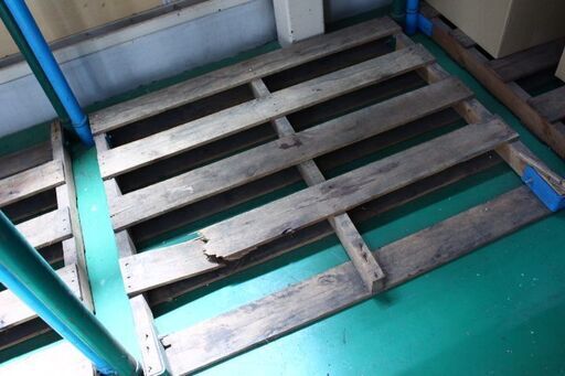 フォークリフト用 パレットラック  スチールラック 積み重ねラック 段積 ネステナー 15台まとめて 引き取り限定 フォークリフト用 パレットラック スチールラック 積み重ねラック 段積