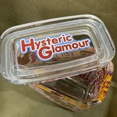 取引中です　引っ越しの為6月上旬までの出品です　 ヒステリックミニ　ガラス容器の画像