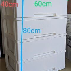 押入れ収納の画像