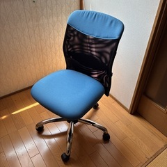 オフィスチェアの画像