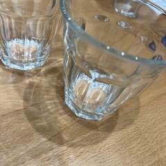 ガラスのコップ