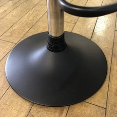 昇降式チェアーの画像