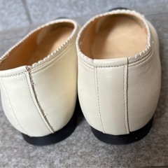 レディース　パンプス　　ローヒール　　23㎝の画像