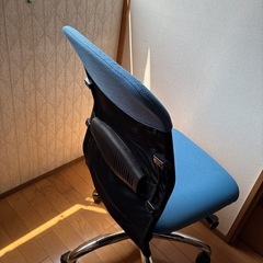オフィスチェアの画像