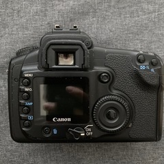 最終値下げ⭐️Canon デジタル一眼レフカメラ レンズ付き  動作確認済み おまけでもう一本レンズ付き⭐️の画像