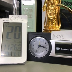 いろいろな置き時計❣️  一¥つ200円〜￥1500円の画像