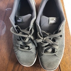 PUMAスニーカー
の画像