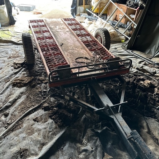 コンバイントレーラー