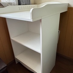IKEA  オムツ替え台