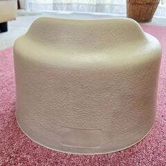 バンボ（Bumbo） ベビーソファ｜クールグレー｜専用腰ベルト付き　中古美品の画像