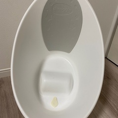 シュナグル　ベビーバス　shnuggleの画像