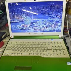 富士通　LIFEBOOK Wa1/ｊ中古品の画像