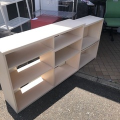 収納棚の画像