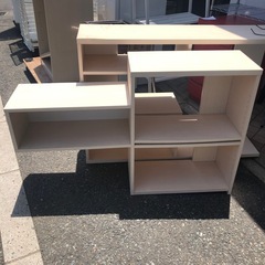 収納棚の画像