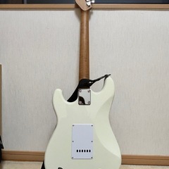 Eris. Nestia エレキギター初心者14点セット 【ヤマハアンプ付き