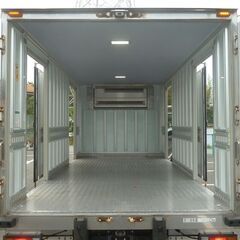 R.3(2021)年 三菱ふそう キャンター -5℃冷凍冷蔵車ATワイドロング ホワイト オートマ　エアコン　パワステ　パワーウィンドウ　ABS　エアバック　車間距離レーダー　ラッシングレール1段　左電動格納ミラー　バックカメラ　ASR　サイドドア4　検付き1年　　16960の画像