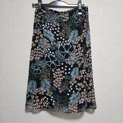 柄スカートの画像