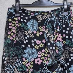 柄スカートの画像