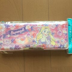 新品　ラプンツェル筆箱