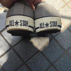 CONVERSEスニーカーの画像
