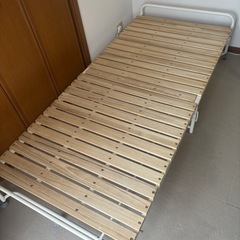 折り畳みベッド（カインズ購入）