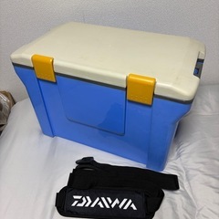 クーラーボックス