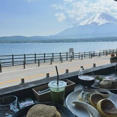 面白いユーモアのある友達を探してクラブに入る😊