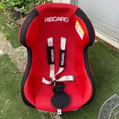 赤のRECARO(レカロ)スタートプラスアイ