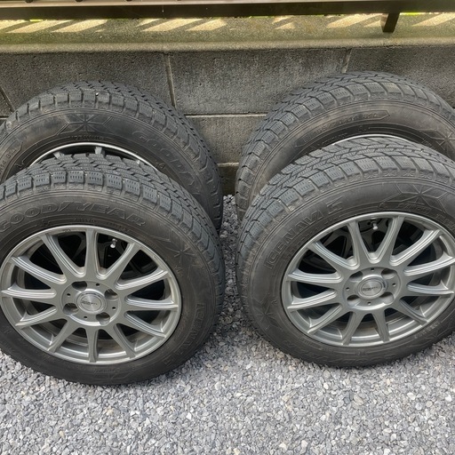 格安！アルミセットスタッドレス