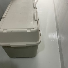 ボックス102L