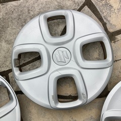 HA36S アルト　用　純正13インチ　ホイールキャップ4枚の画像