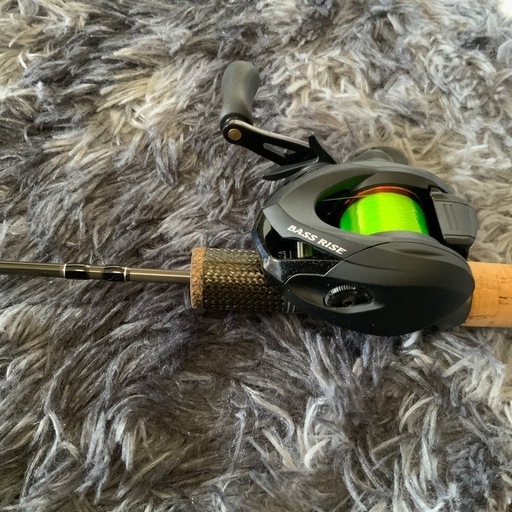 釣具　鱒レンジャーRZ50B、バスライズ　新品