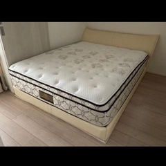 【定価47万円相当】Sealy 高級ベッド フレームセット　ダブ...