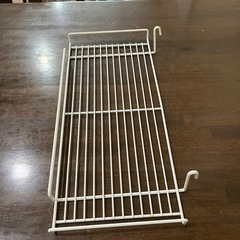 引っ掛けるワイヤーラックの画像