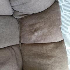 座椅子に近いソファですの画像