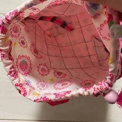 ハンドメイド 巾着袋 弁当袋　いちご&水玉柄の画像