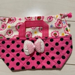 ハンドメイド 巾着袋 弁当袋　いちご&水玉柄の画像