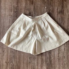 未使用　美品　ロペ　キュロット　ショートパンツ　スカート